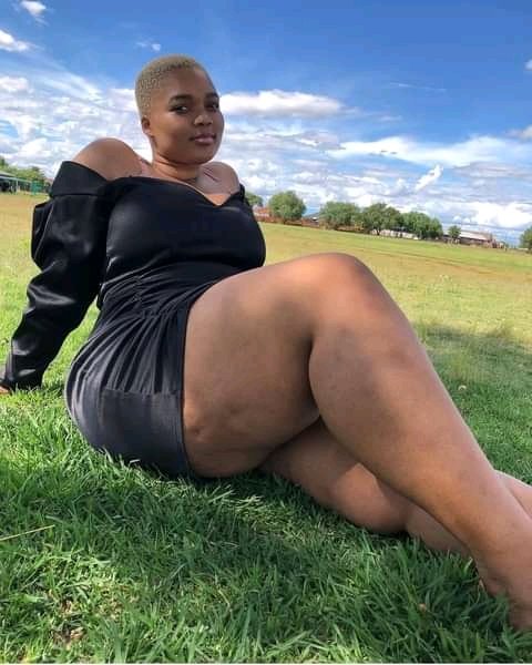 Jinsiy aloqa paytida jinsiy olatni suyuqlik oqib chiqadi Porno eriga sperma olib keldi