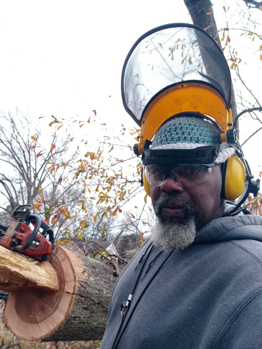 jimpeg's tweet image. we had several downed trees during the big storm a couple of weeks ago and we're still hard at work cutting up the trees for the people that don't have insurance .
Donate please! helping-heart.org