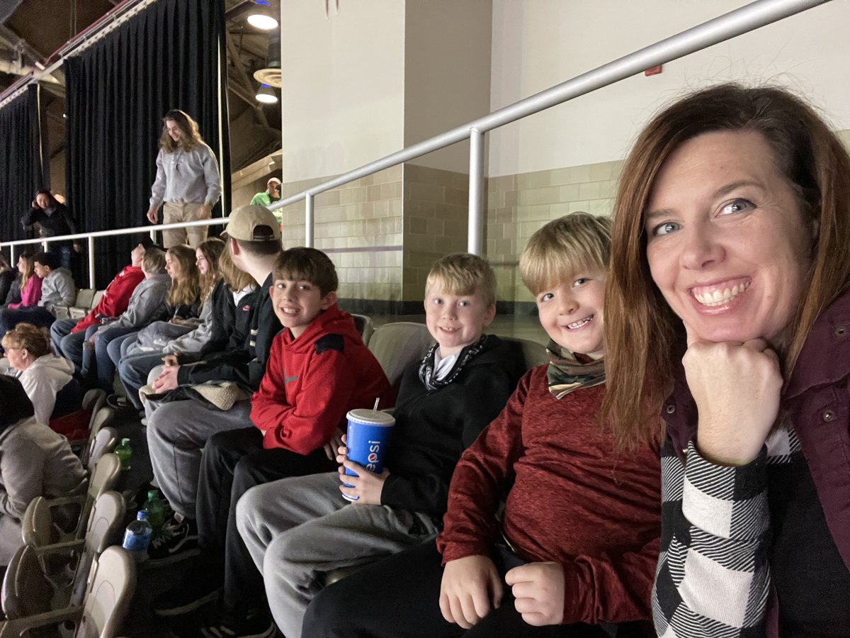 KBruna100's tweet photo. Had so much-had to come back for more! #fuelthefire #indyfuel #teacherappreciation https://t.co/cOXM8hISyC