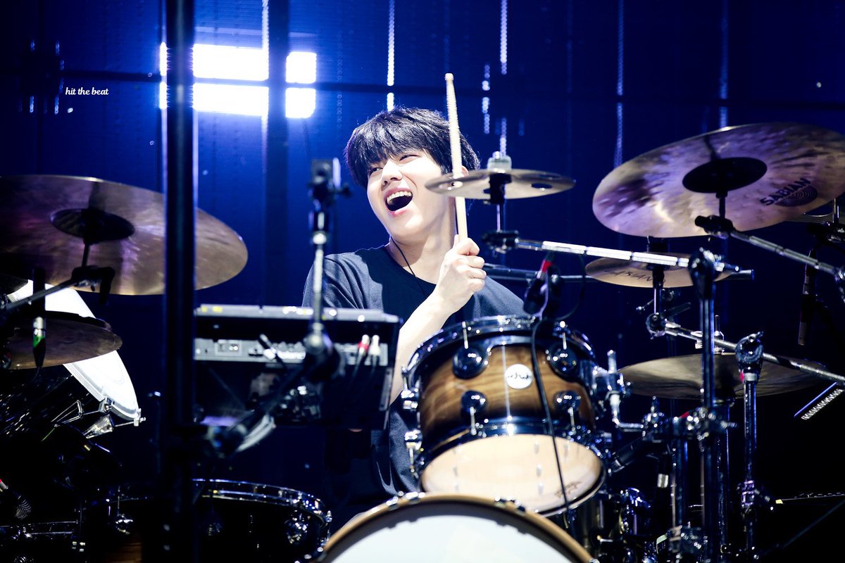 welldowoon's tweet photo. #DOWOONKEREN
#DOWOONPALINGKEREN
#SOPROUDOFDOWOON
#ILOVEDRUM
#YOUAREMYDRUM https://t.co/WJNSeVVzEt