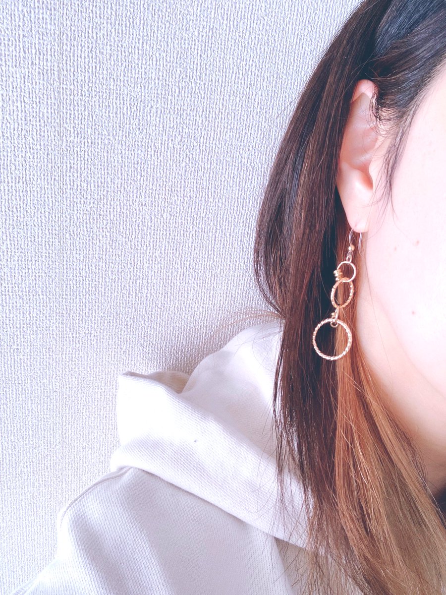 sonohinomaeni's tweet photo. Manattoのピアス届いた✨
まなんちゃんありがとう🥰
早速つけて出掛けよー♪
#Manatto https://t.co/XJOZjnpxsI