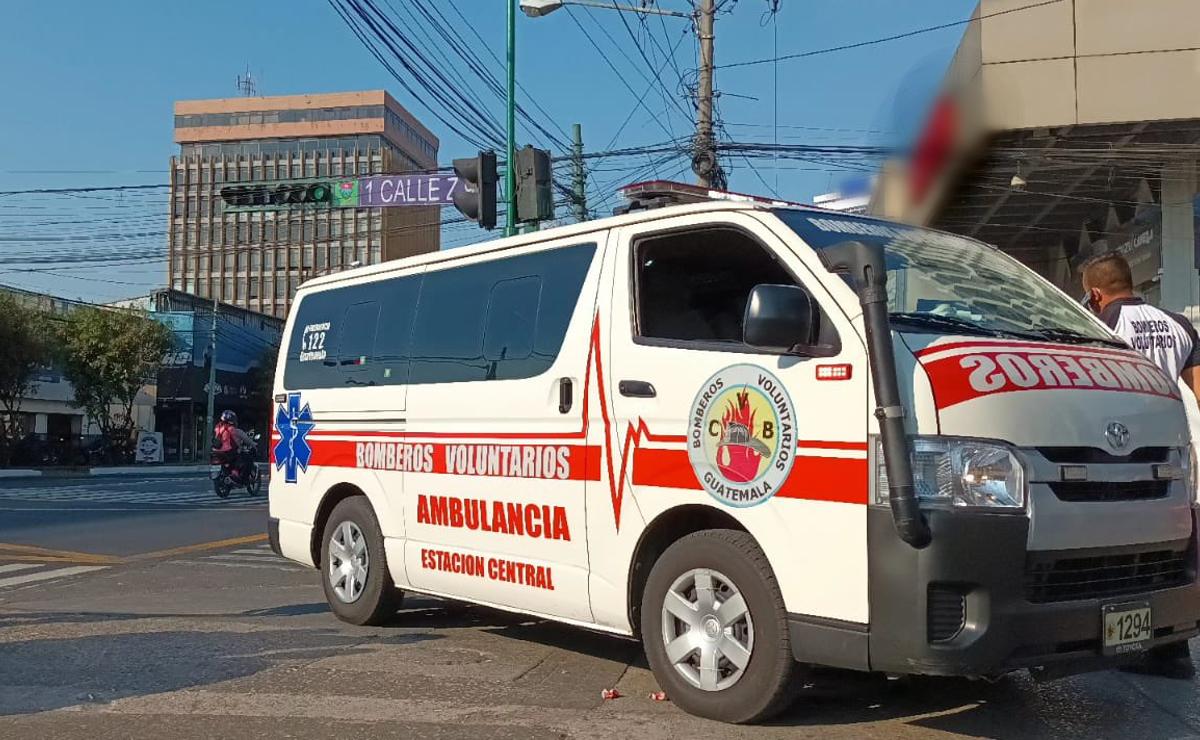 Noti7Guatemala's tweet photo. Un hombre es #atacado con arma blanca tras #negarse a ser #asaltado ➡ https://t.co/KJZMmP2jSg https://t.co/v8FOSb4y2F