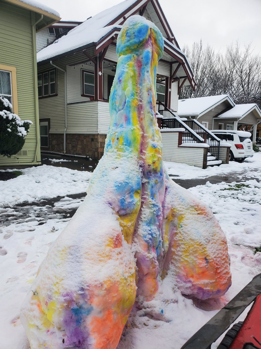 andyandrist's tweet photo. Baby it's cold outside... https://t.co/8D5l38IrfF