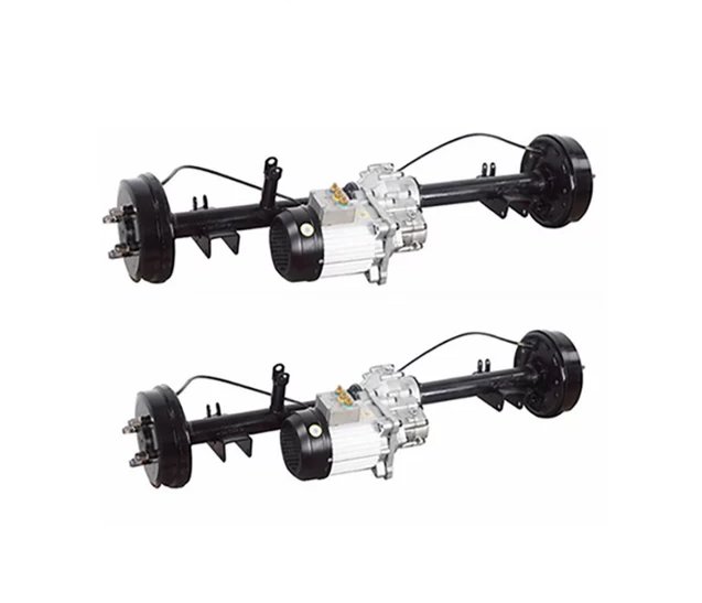 elecbiketrike's tweet photo. #powertrain system, motor, controller , Rear axle and differential for #ElectricVehicles tricycles, #Electrictrikes #60V2000W, #60V3000W available. contact whatsapp +86 13681986041 for more details https://t.co/ErEHO8zGyb