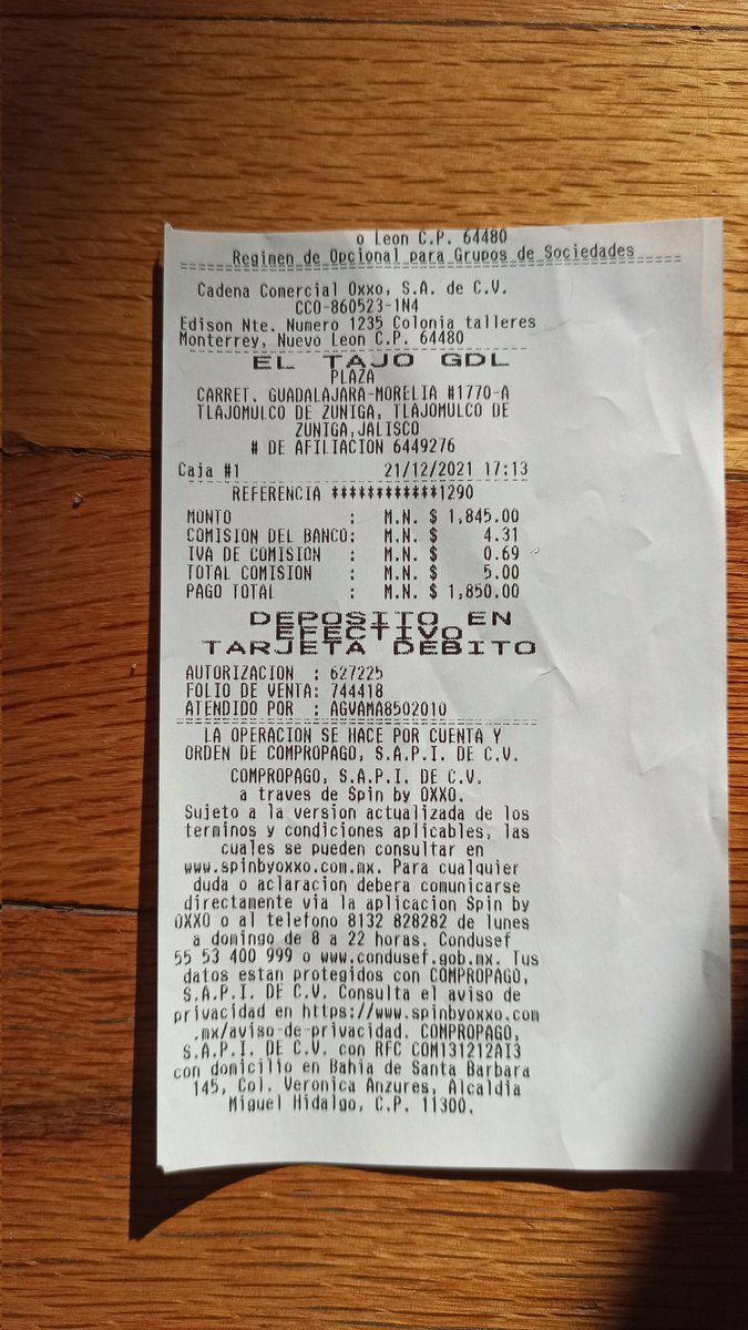 _leo_lara's tweet photo. Acá el cobro para el pasaporte (falso). @OXXO_Escucha @Tiendas_OXXO fui a otra tienda y pregunté que si reciben pagos para pasaporte y me dijo que si teníamos cuenta SI. O falta capacitación o cómplices https://t.co/WwFRyWU1Qn