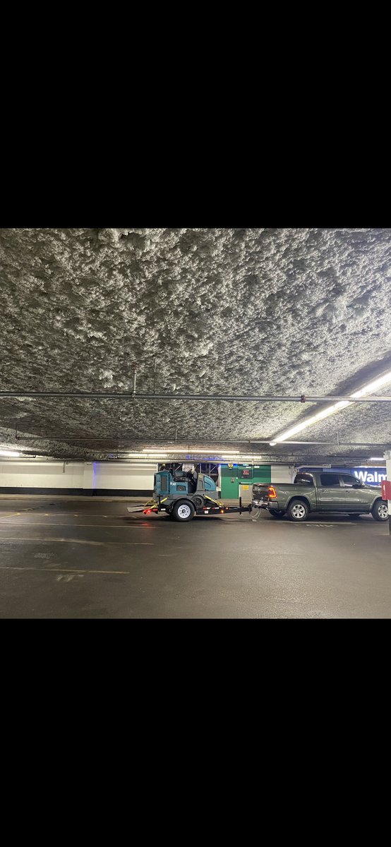 MobilesClean's tweet image. Underground parking sweeping with the best s30 #SweepTheFloor #Toronto #sweepnight2021 #Brampton #Mississauga #caledon #bolton #etobicoke