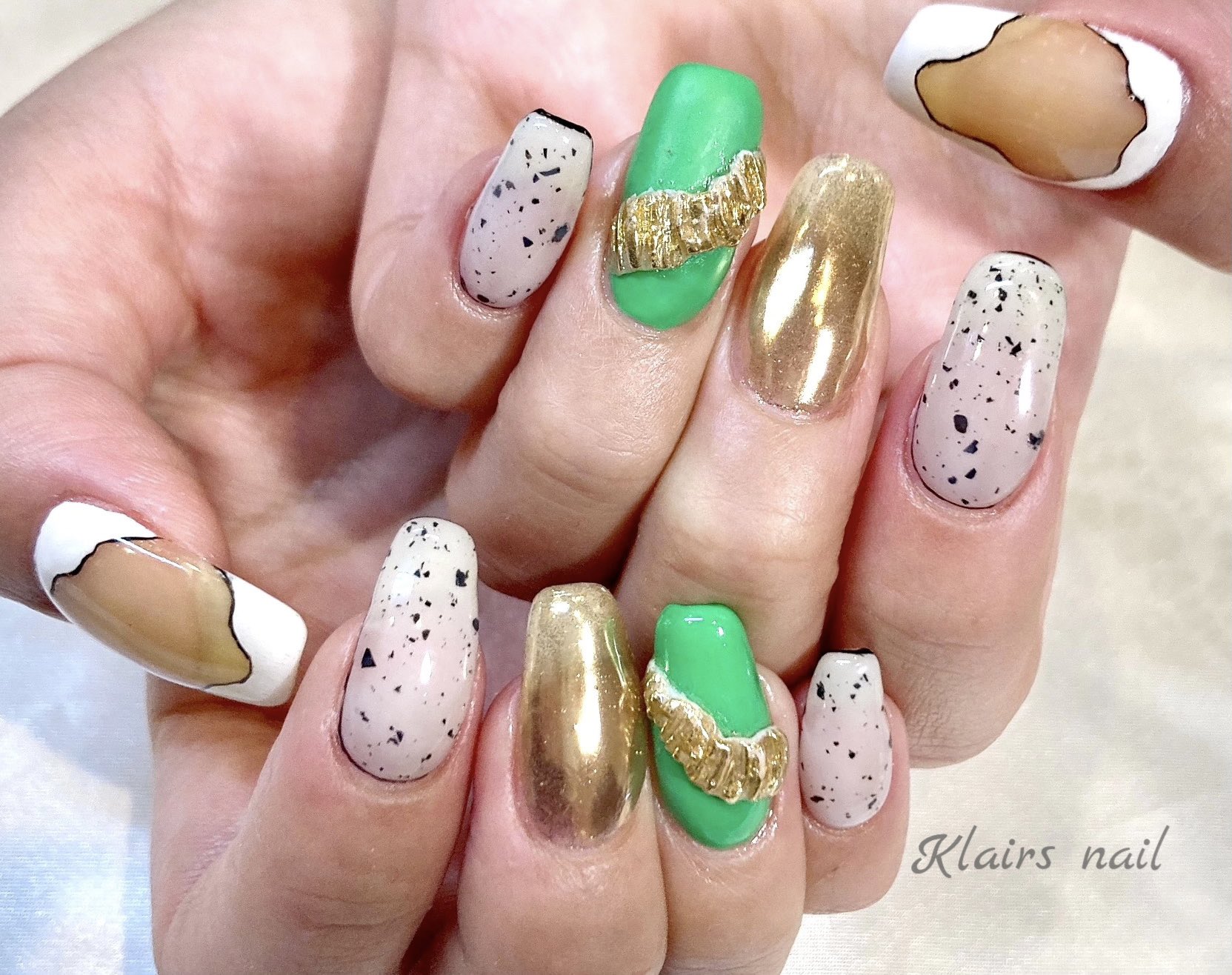 تويتر Klairs Nail على تويتر エッジの効いたデザインネイル 色んな素材が組み合わさったお洒落なデザイン 大好きなデザインです ネイルサロン ジェルネイル ネイルケア ネイルデザイン リングネイル アート T Co Ktcfkqgj2l