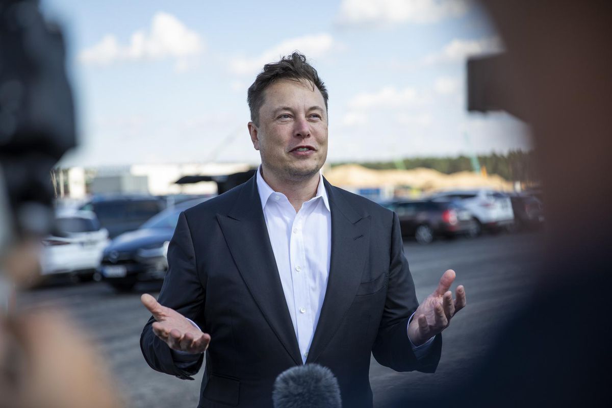 aleks_kins's tweet photo. #CryptoampBlockchain #cryptoblockchain Elon Musk Reveals Bitcoin Creator Satoshi Nakamoto Theory, Admits He Doesn’t ‘Get’ Ethereum And Issues Dogecoin Mars Prediction Amid Crypto Price Crash https://t.co/ep28EmDm6e https://t.co/Bd1HZu7w13