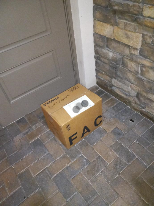 mattnovus's tweet photo. Well Factor FAILED again in South Florida, dont use until they fire their shipping company called Bluestreak. I have had 5 delivery and food saftey issues in the last 2 months. They credit me, but not fixing operations issues.  Nice pictures of food, wrong houses!
@factormeals https://t.co/UARV5N73OQ