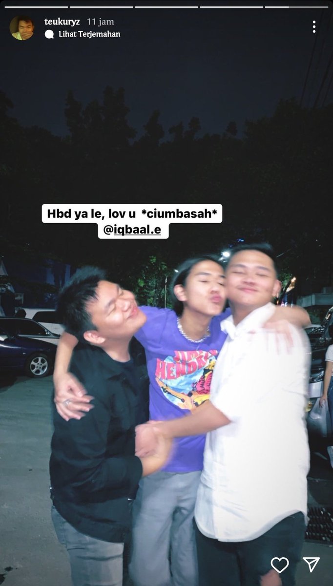 onedfess's tweet photo. [oned] bisa gini g ya merekaa? hehehee 💔✌🏻 https://t.co/xP6YFG1Lxu