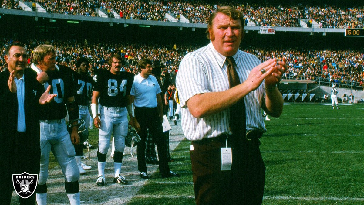 Raiders's tweet photo. Nobody quite like him.

More photos » https://t.co/a3mcWd29kk https://t.co/QFBo2sjJW0