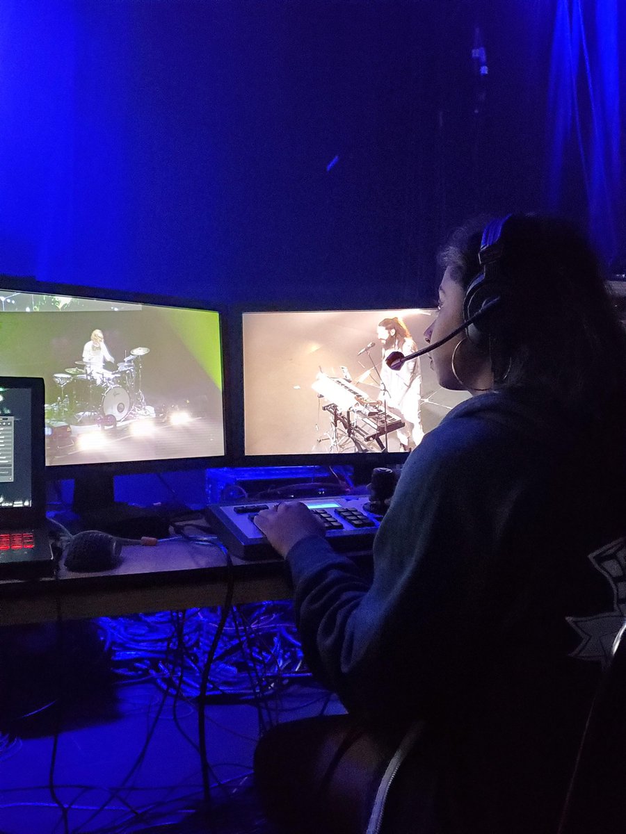 DarkSerenade 👾 tweet media