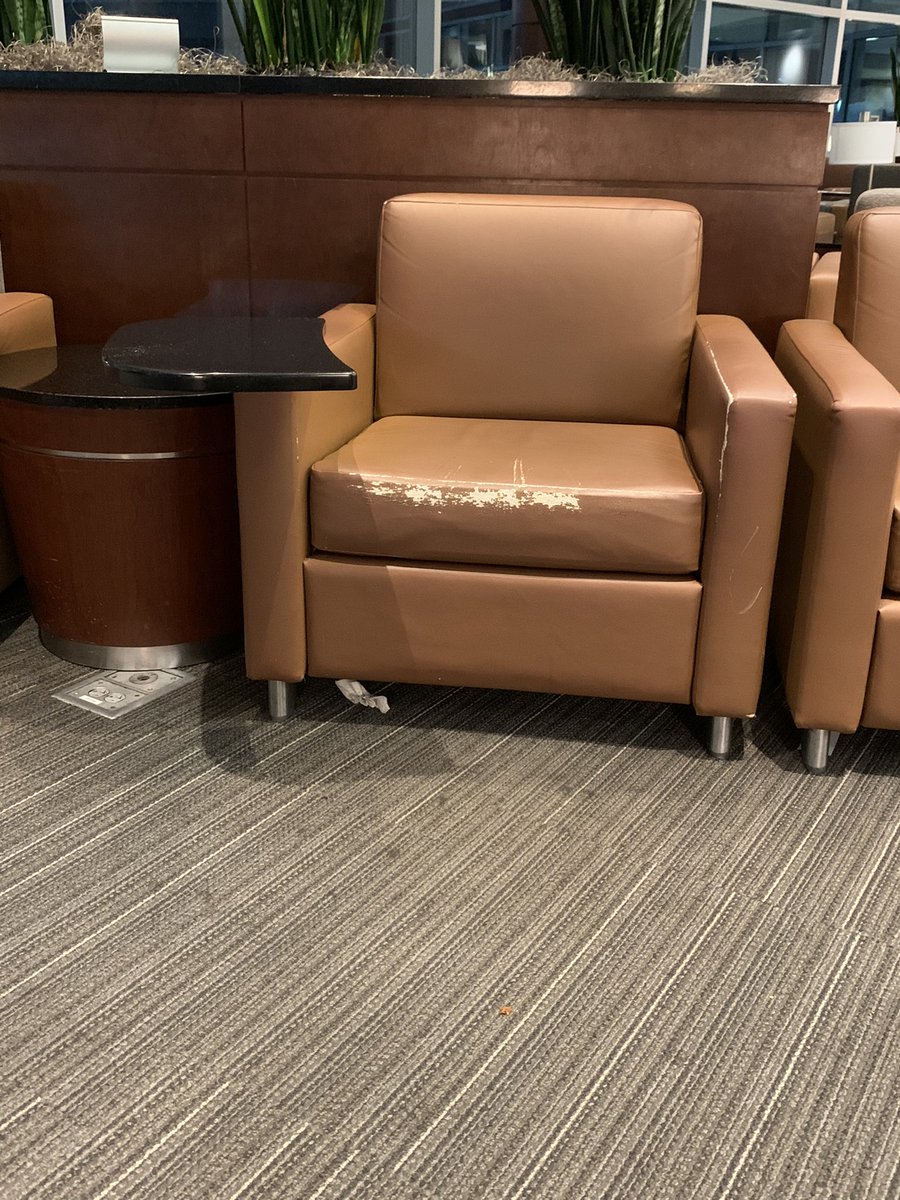 itsmrjoshmckee's tweet photo. @AmericanAir the furniture is falling apart, the bathrooms are dirty, and a Club staff member didn’t wash their hands in the bathroom… https://t.co/vxcBeObqUk