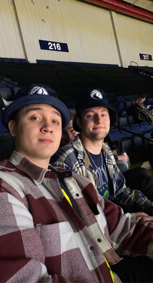 Back again for another incredible night! <a href="/condon_evan/">Evan Condon</a> #danny #packpix