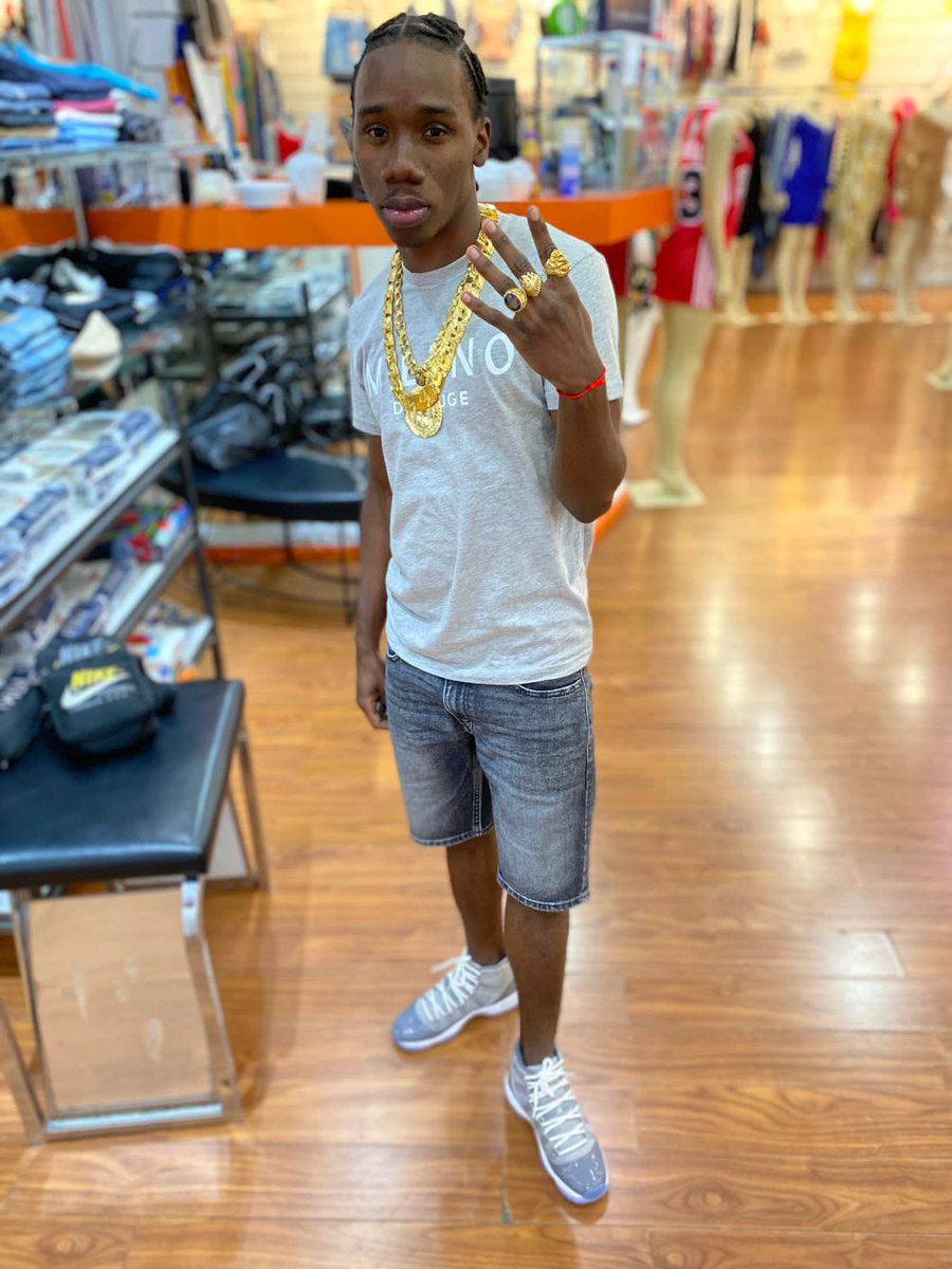 BBBtevin's tweet photo. Blessed is the man who seeks his own in time of inconvenience and uncertainty 🙏🏿 https://t.co/by7nuWJTGr