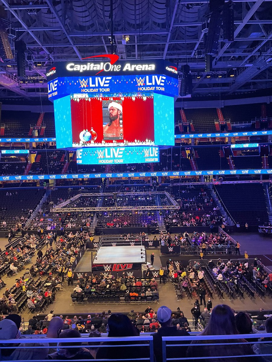 zhawkruns's tweet photo. @WrestleTix DC show. Pretty sparse. A lot of wrestlers out w/ COVID so they are using wrestlers in multiple matches and making it work. https://t.co/8z31xdvEnX