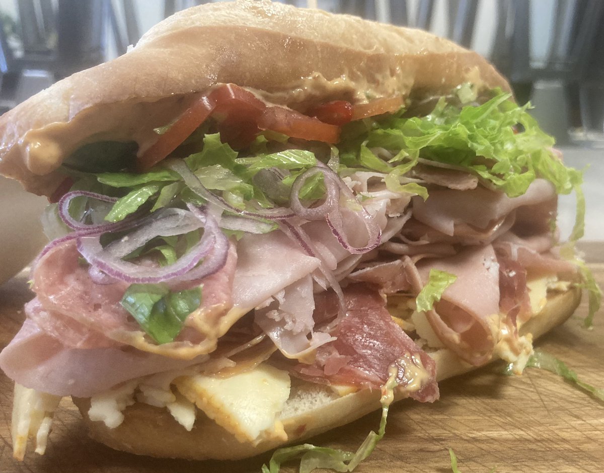 thebutcherysl's tweet photo. Late night #Grinder #SandwichNetwork #ItalianGrinder @daveyhubb Meats Eats Treats https://t.co/67s7MPz9iL