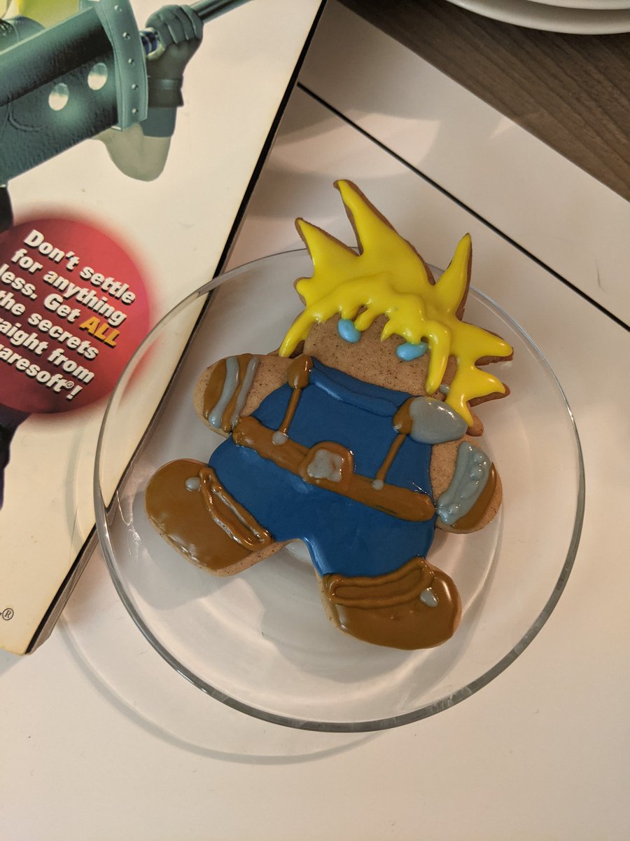mooglecafe's tweet photo. As promised...#CloudStrife as a cookie!

#FFVII #FFVIIRemake #FF7 #FF7R #cloud_strife https://t.co/TZToJTLFsw