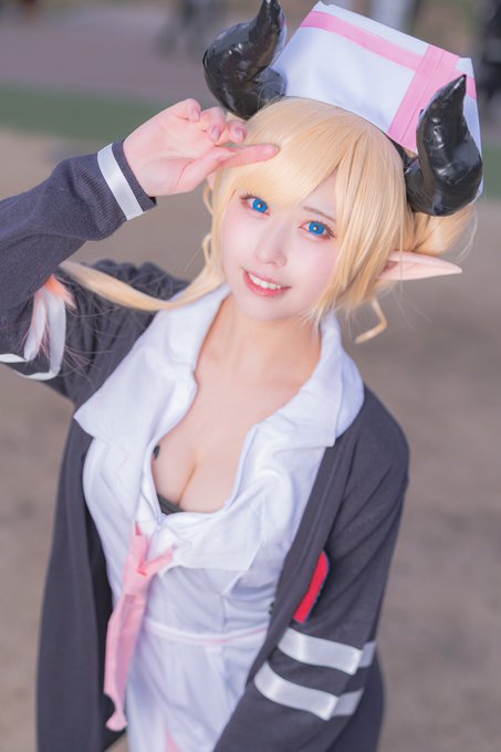 Twitterのコスプレ画像18