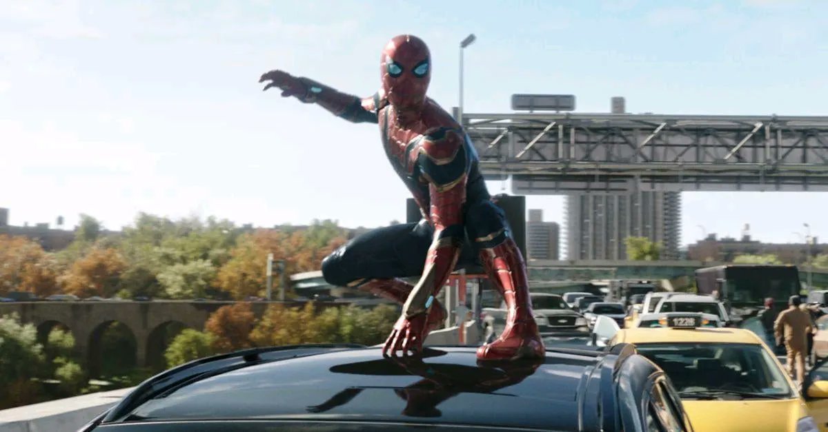 coverbpodcast's tweet photo. EXACTLY as it should be! First time since 2019! 

#SpiderManNoWayHome Crosses $1 Billion at the Box Office -  https://t.co/80Pufe4jb3 https://t.co/xFBtEXeVG9