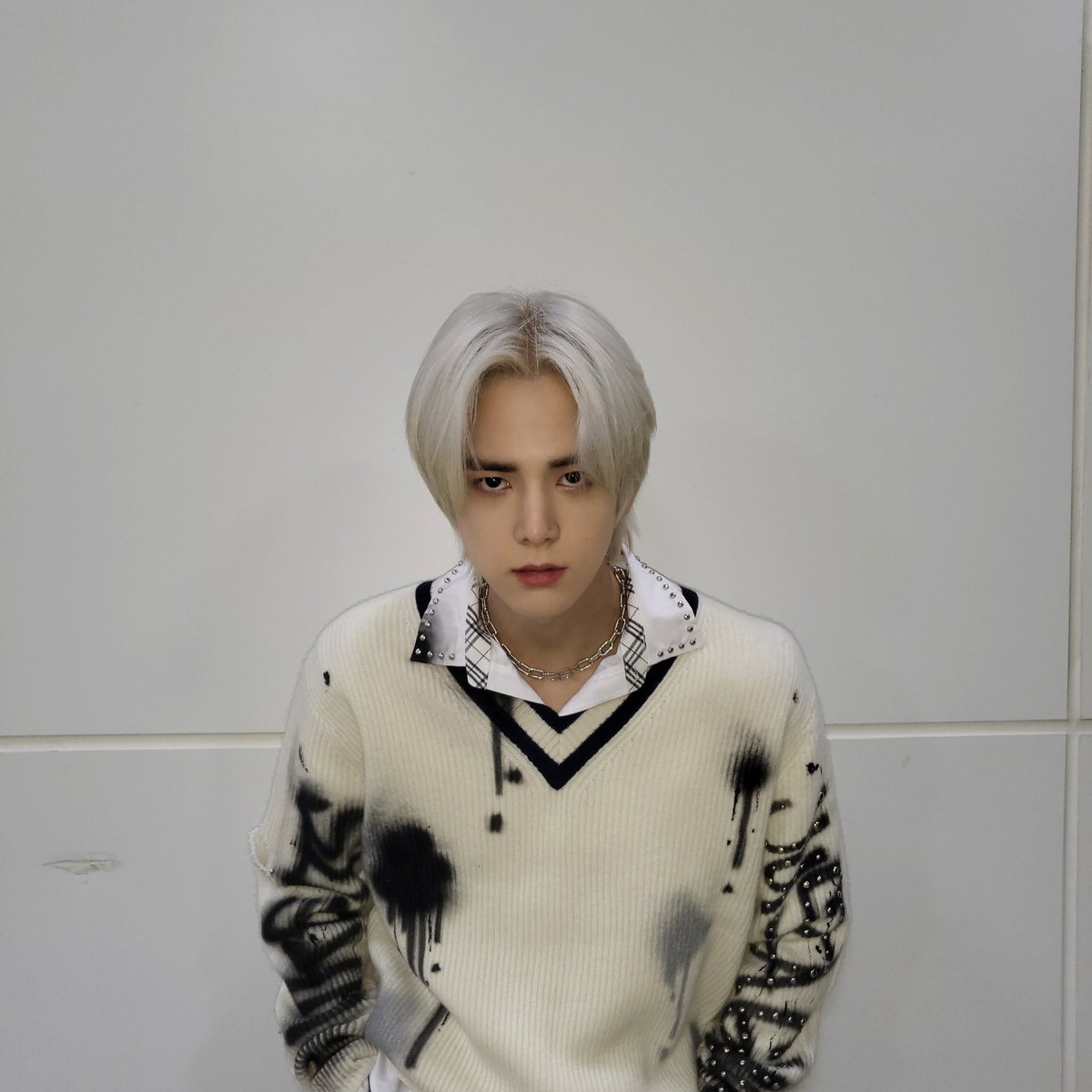 ⠀⠀⠀⠀⠀⠀⠀ ، ı 𝗱:ⱺ𝗻't gıve α 𝐅ꭎck who
⠀⠀⠀⠀ ⠀⠀⠀𝐭αlk behınd ꭑꭚ' 랑 bαck.