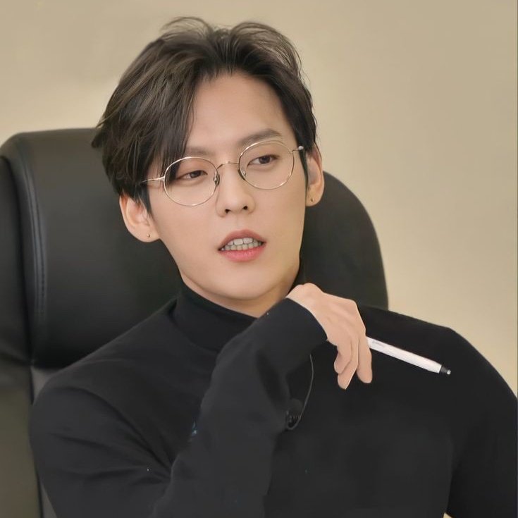 chaodoso's tweet photo. ⠀⠀⠀⠀⠀
⠀⠀⠀⠀⠀
⠀⠀⠀⠀⠀⠀⠀𝘄𐐫ꭎ𝗹d ч𐐫u h𝗼ld ı𝘁⸼ ۫ 
⠀⠀⠀ ⠀⠀ α𝗴αıns𝘁 𝗺ɘ? 𖥻, ── 𖡃
⠀⠀⠀⠀⠀
⠀⠀⠀⠀⠀ https://t.co/nDvIMSUz5m
