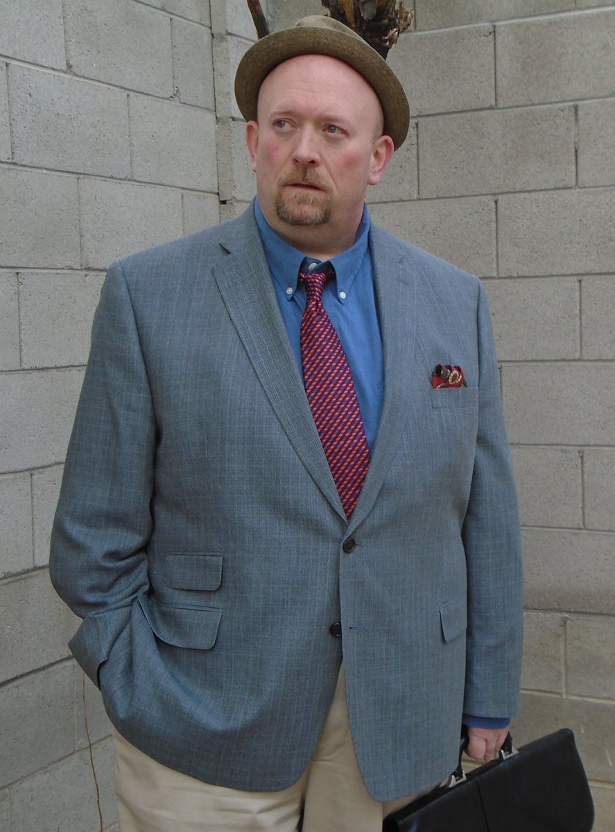 BluCollarGent's tweet photo. Sport coat by @RalphLauren Shirt by @IZOD Pants by @DestinationXL Pocket square &amp; shadow-striped socks by @gentsgazette Shoes by @colehaan Tie by @metmuseum 
#bluecollarvalues #gentlemanlystandards #thebluecollargentlman https://t.co/sbOHRJVqWr