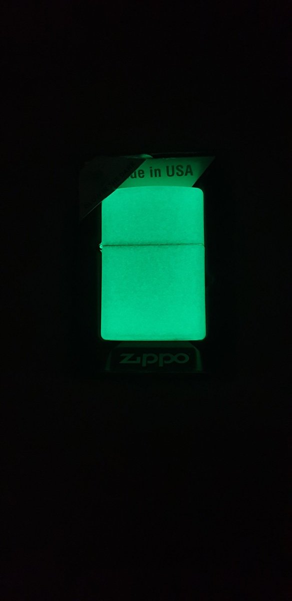#originalzippo #zippo49193 Glow in the dark matte #zippo #zippoindonesia #aganzippo #zippoasli #jualzippo #zippooriginal #zippoori