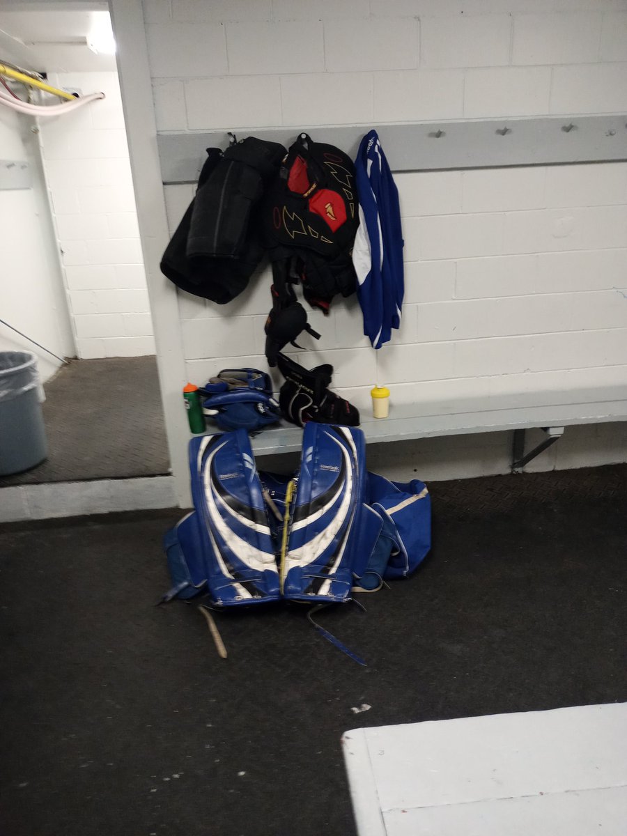 Good night for some hockey!!