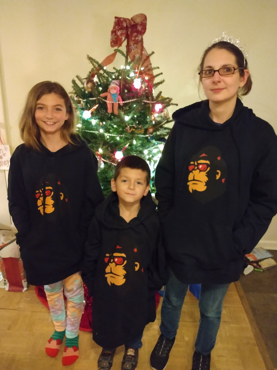 cundiff624's tweet photo. My girl and my kiddos are now officially apart of the #FegArmy #FEG @FEGtoken https://t.co/XPeLYTAden
