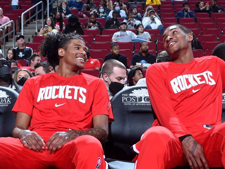 TheDunkCentral's tweet image. Jalen Green 
24 PTS - 4 AST - 2 STL - 50% FG

Kevin Porter Jr. 
22 PTS - 5 REB - 9 AST - 47% FG

Backcourt of the future 🔥