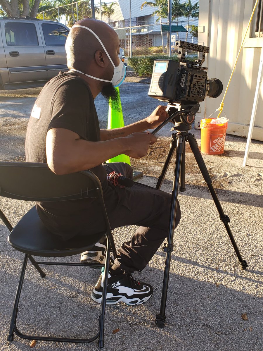 DJ H² The Vibe Setter tweet media