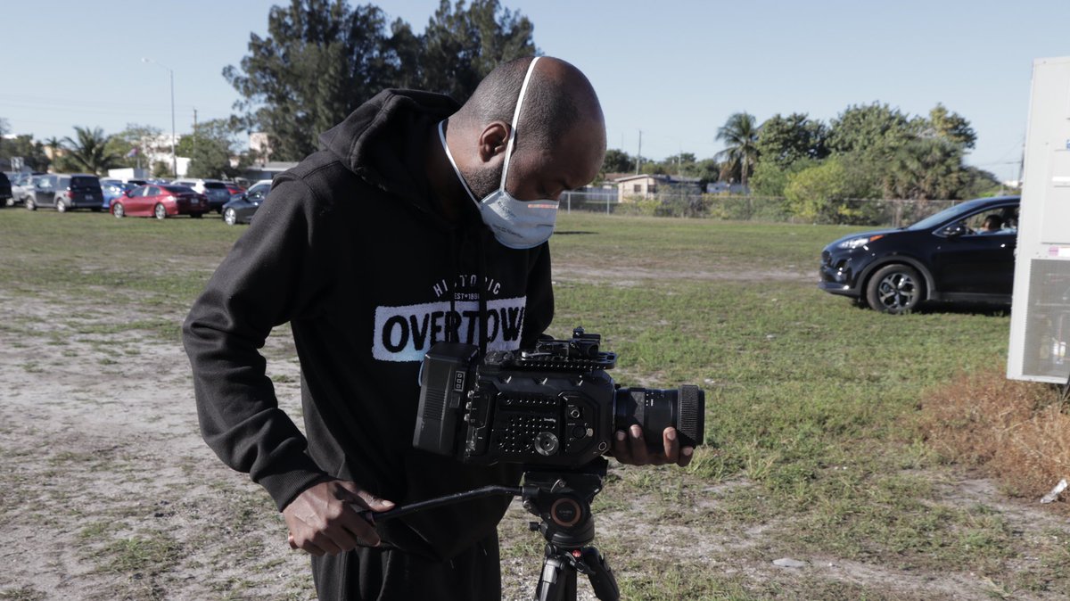 DJ H² The Vibe Setter tweet media