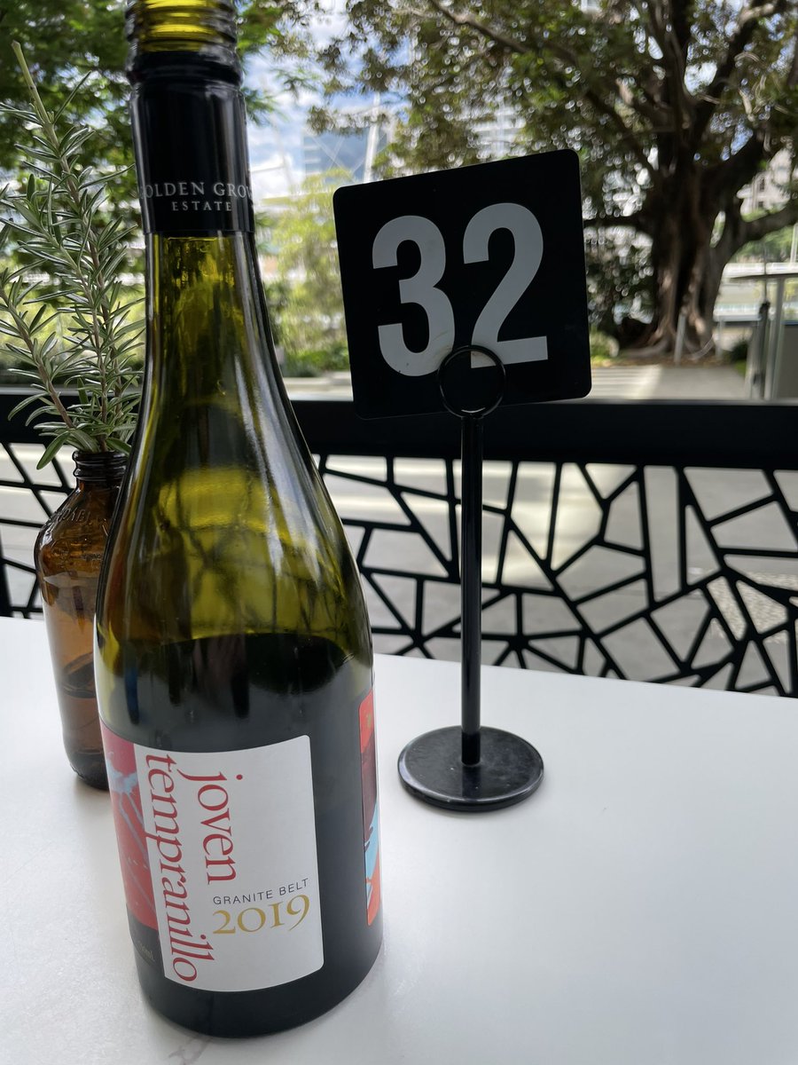 Spencer Howson 📻 tweet media