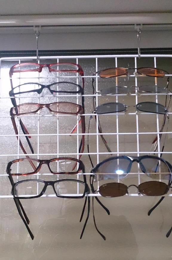 @CH1H160 うちはメガネラックになってます！ 