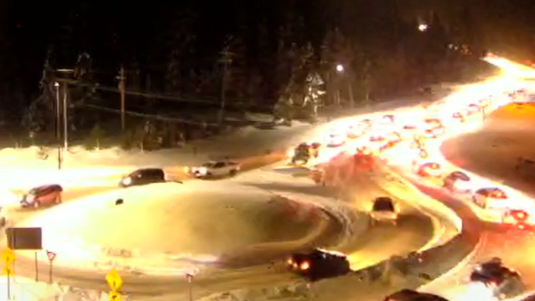 Traffic getting into and out of the <a href="/cityofslt/">City of South Lake Tahoe</a> area in <a href="/CountyElDorado/">County of El Dorado</a> remains a major issue tonight and WB I-80 is still closed. Please, essential travel only tonight! <a href="/CHP_Truckee/">CHP Truckee</a> <a href="/CHPPlacerville/">CHP Placerville</a> <a href="/CHPSouthLake/">CHP South Lake Tahoe</a>