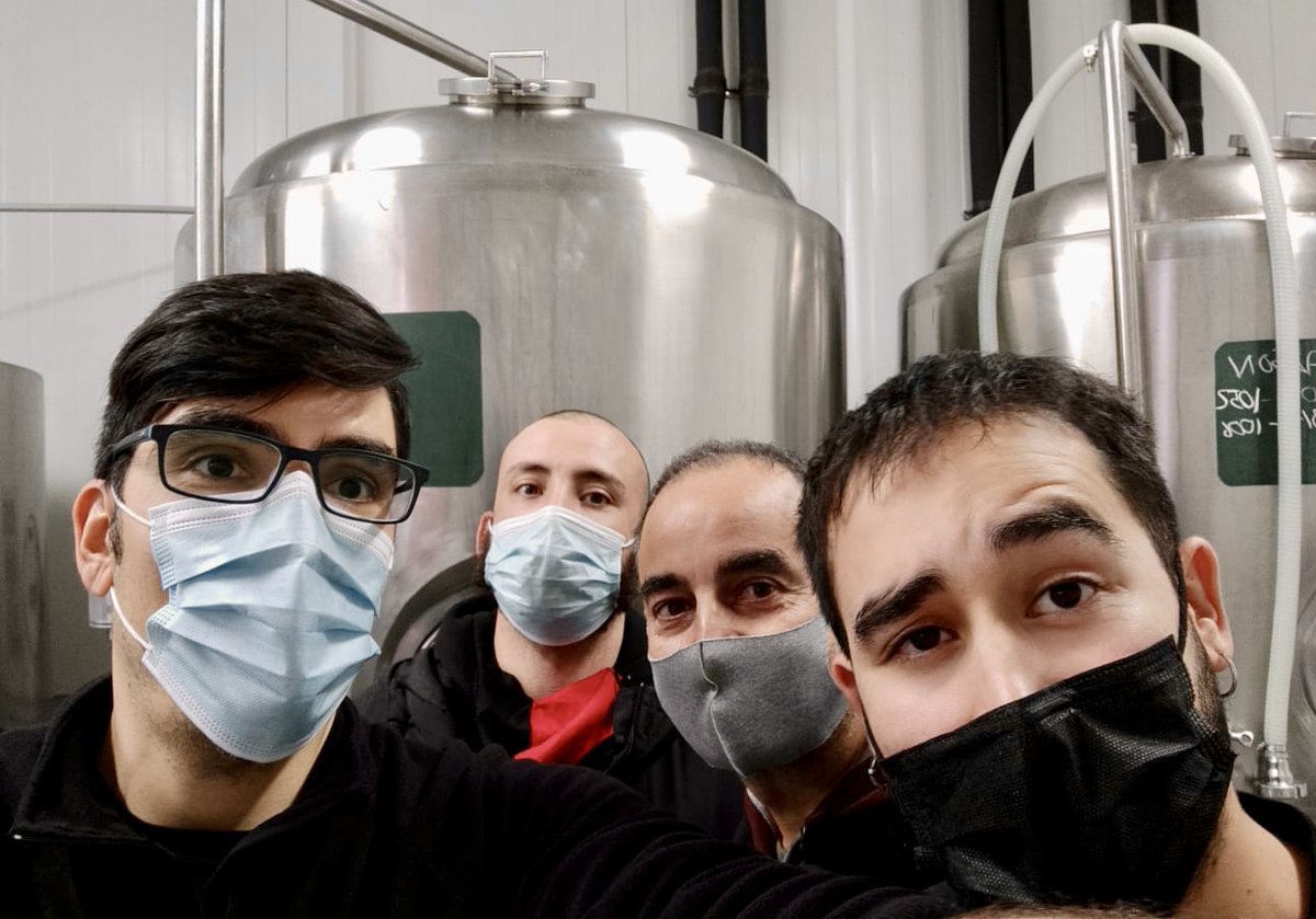 💣 ¡Boooooom! 💥 Terminamos el año con una colaboración BRUTAL de la mano de <a href="/CervezasMedina/">CervezasMedina</a> y #labuenapintalavapies 🍻 ¡Agarraos que vienen curvas! 

#toledo #madrid #albacete #lavapies #craftbeer #cervezaartesana #spainbeers #brewing #craftbeerstyle #drinkdifferent #beertime