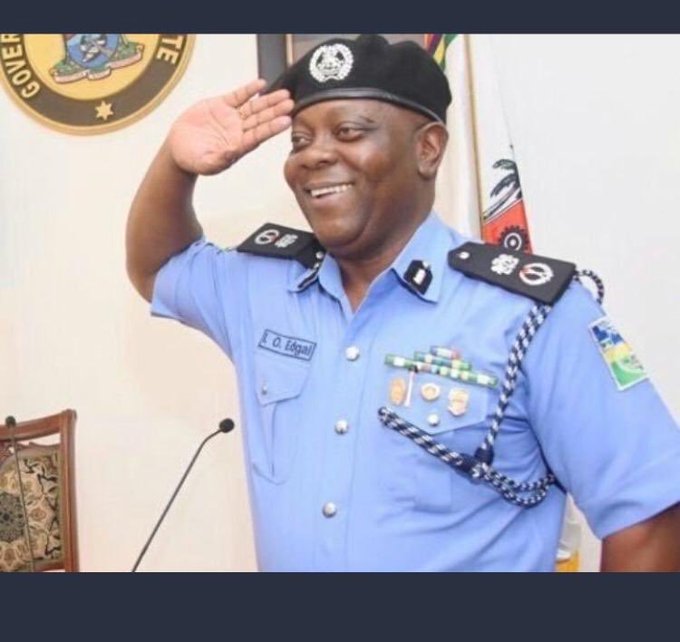 davidegg9's tweet image. I salute you guys the congratulation still goes on 
 
 CONGRATULATIONS EMMANUEL 
#EmmanuelXDanbelproperties
#EmmanuelUmoh   #EmmaRose