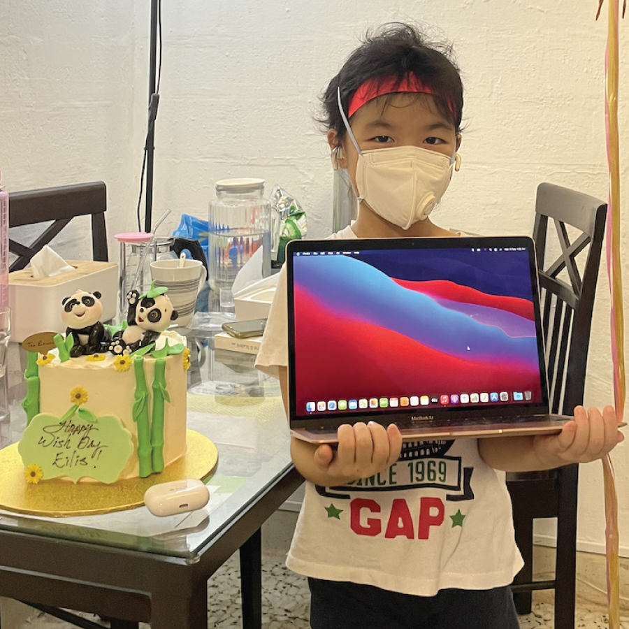 MakeAWishSG's tweet photo. Eilis wished for a laptop so that she could access online learning materials any time. "She finally has something that's very precious to her &amp; putting more effort into her studies!" Eilis' mom said. Bring more wishes to life by referring a child today! https://t.co/W4YJevdvM9 https://t.co/ZVbmOQLGcp