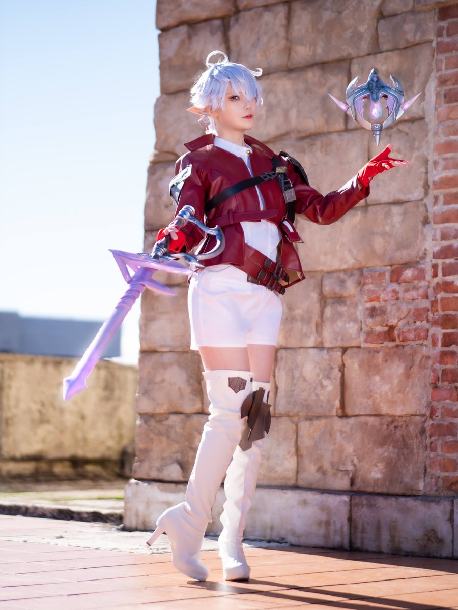_cos_y's tweet image. ✨FF14 暁月のフィナーレ✨

アリゼー・ルヴェユール⚔️

Photo: @jin_1998_1060 
Wig: @inu0227 
武器制作: @CosModeling 
#ff14 #ffxiv #ff14cosplay #ffxivcosplay #cosplay