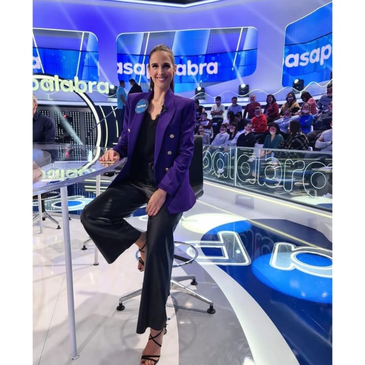 NuriaFergoWeb's tweet photo. Nuria Fergó en el segundo día de su participación en el programa "Pasapalabra" de Antena 3 https://t.co/wI3him9nb1
