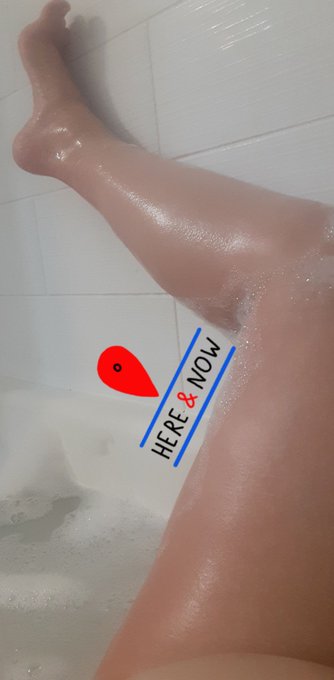 I love how my #Snapchat is  basically just a memory book of all the baths I've taken!!! https://t.co<a href="/tag/snapchat"class="tags">#Snapchat</a>