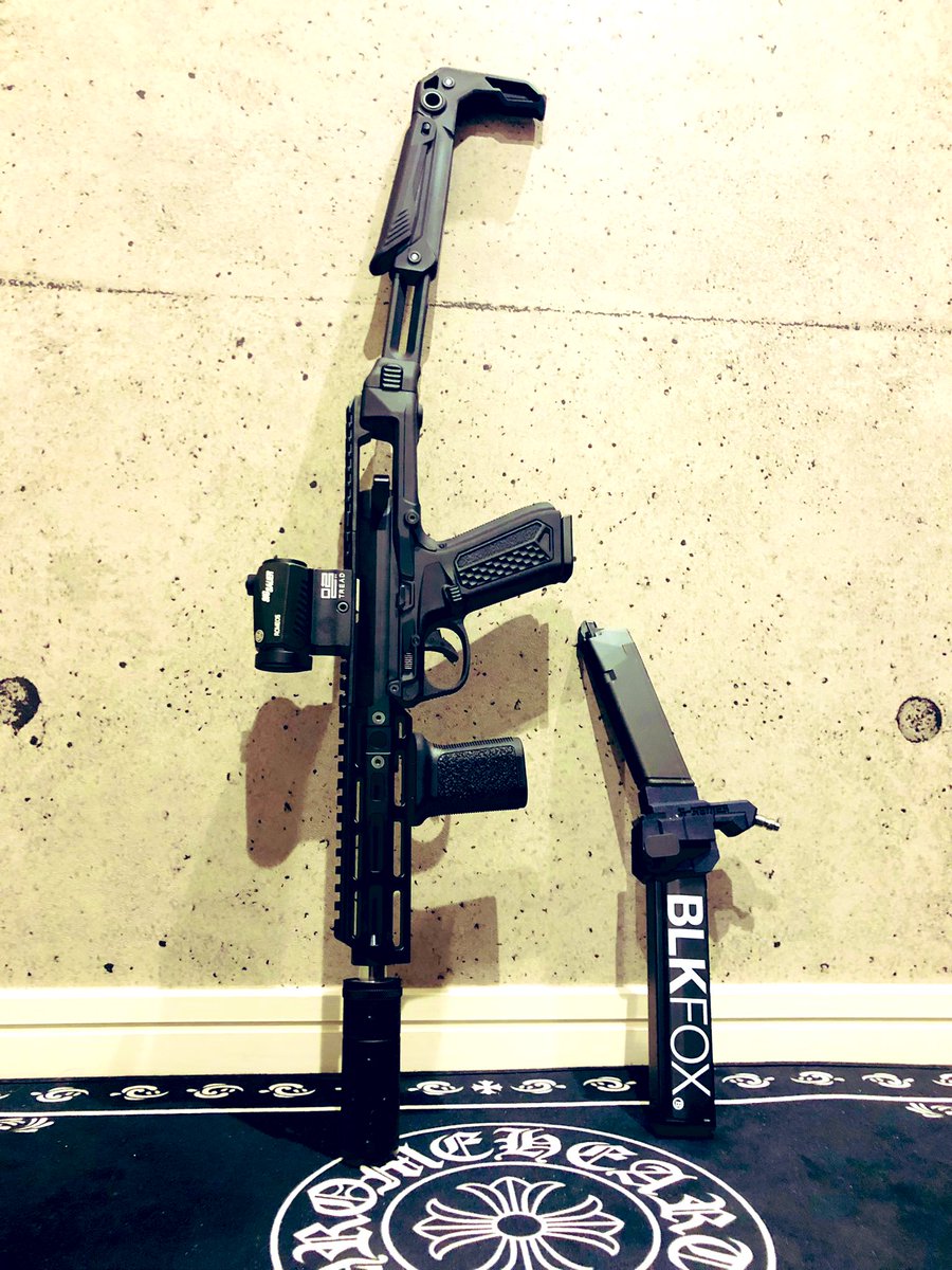 A_PON_TURN's tweet photo. 年内最後の軍拡パート2✨✨
BCMのフォアグリップを付けました🤩
#BCM 
#romeo5 
#AAP01
#アサシン
#外部ソース
#TAPPAIRSOFT https://t.co/4KX0s5VSGG