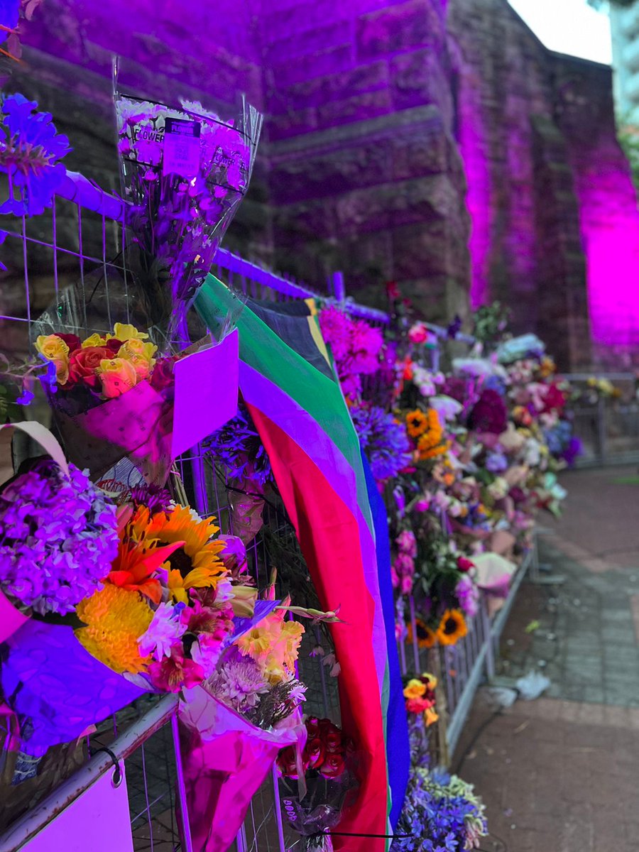 NationalDOI's tweet photo. Condolence books will be available at all sub councils during the course of the week, as well as at St Georges' Cathedral.

#RIPDesmondTutu #DesmondTutu #NationalDayofImportance #NDOIupdates #NDOItrafficupdates📷#NDOI https://t.co/Ve28uIr2OK