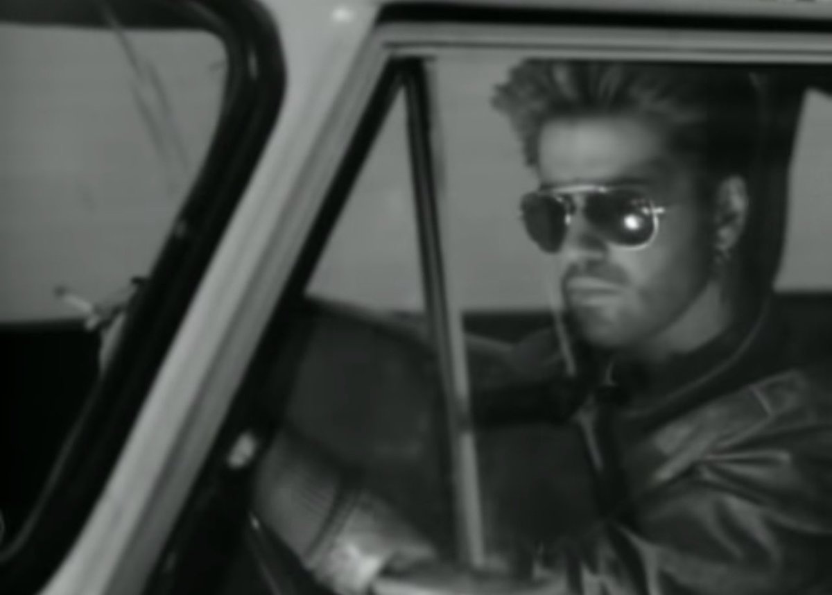 Z95BuenosAires's tweet image. Un día como hoy en 1987, #GeorgeMichael lanzaba "Father Figure", el cuarto single de “Faith”, su álbum debut como solista.

🔶#Z95