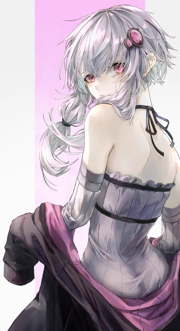 #2021年自分が選ぶ今年の4枚
オリジナルとボイロと東方
仕事忙しくてあまり描けなかったけど、来年はもっと描けたらいいなぁ 