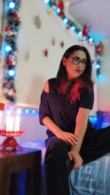 As the anxiety meds are wearing off I am feeling more and more like myself. I haven't had an orgasm in<a href="/tag/fetish"class="tags"><span>#fetish</span></a><a href="/tag/nylon"class="tags"><span>#nylon</span></a>