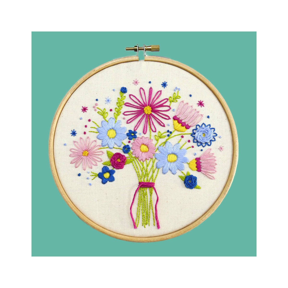 NogPepperMe's tweet photo. Wildflower Embroidery Kit | Flower Embroidery Kit | Mothers Day Gift for Her | Floral Hand Embroidery Kit | Wild flower Cross Stitch Kit https://t.co/qlfvnxVg3E #NogPepperMe #Embroidery #CraftKit #Etsy #EmbroideryHoopKit https://t.co/X8Ijg2PtWe