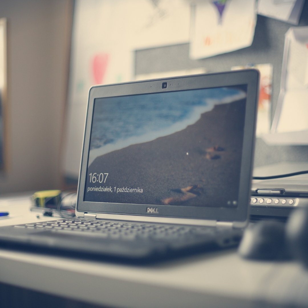 Promos_WIthin's tweet image. Thinking of replacing your old laptop with the new one which has the best and updated features? You can easily grab it from @Dell because when it comes to electronic accessories,
.
.
#laptop #computer #gaming #laptopgaming #dell #laptops #laptopbekas #wednesdaythought #usa