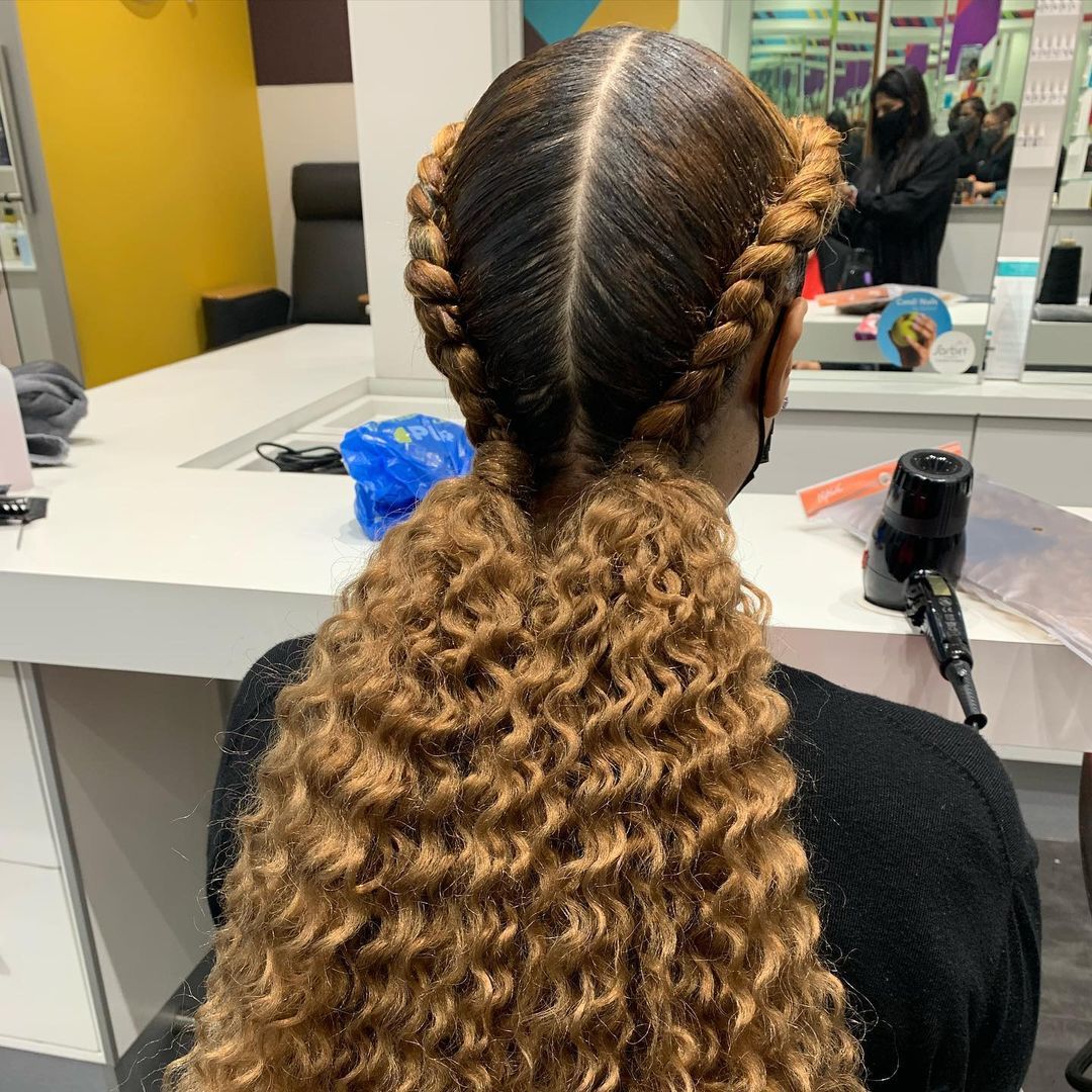 CandiandCoSalon's tweet photo. When in doubt Candi-fam, Braid!!
Itβs the crisp lines for us! We are obsessed with these braids from candiandco_campus.
Whatever your desire, you have come to the right place!
#Candiandco #Ownit #sharethelove #Braidinspo #Getthathappy https://t.co/GaBR8niooG